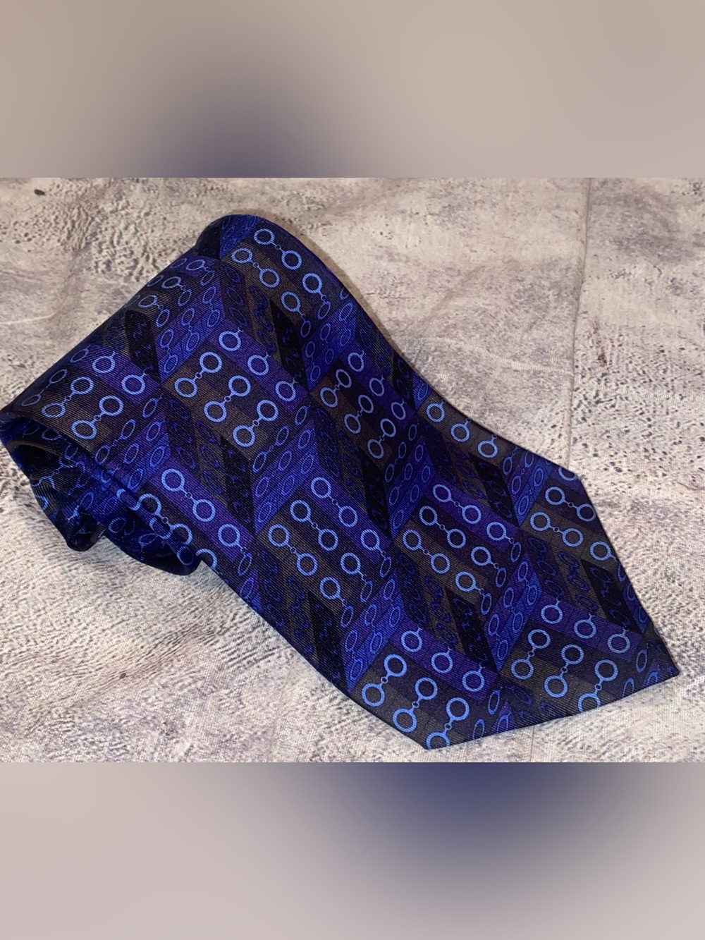 Vintage Gucci Tom Ford Era Horsebit Silk Tie Pattern Necktie Italy 3D Cube Vntg